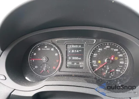 2018 Audi Q3 2.0T Premium/2.0T Sport Premium z USA, uszkodzony, nr VIN WA1JCCFS2JR014625